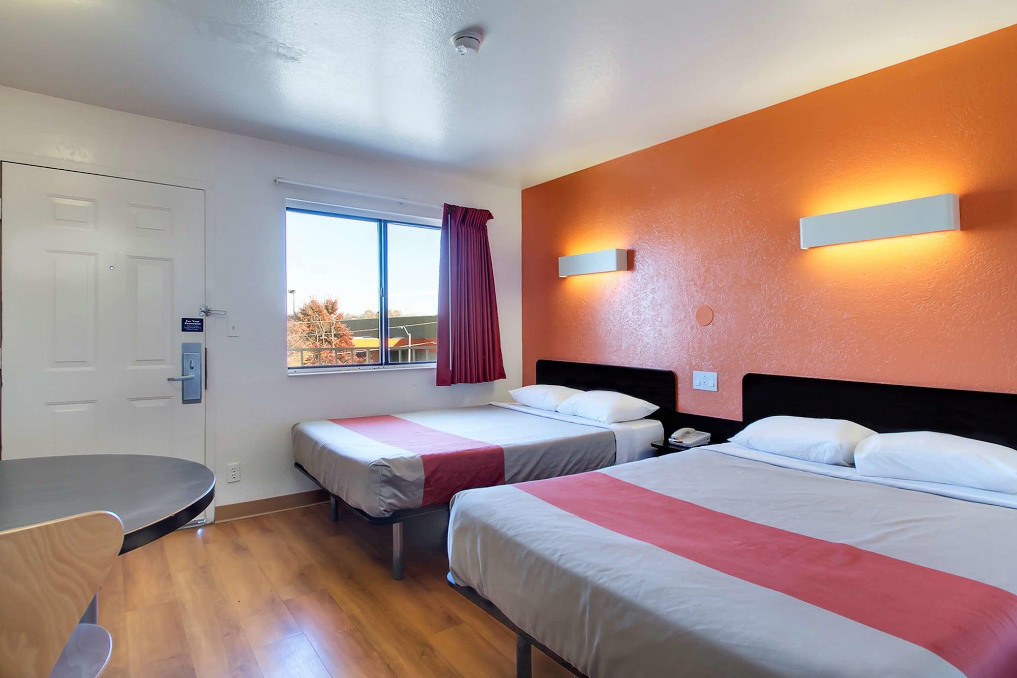 Motel 6-Capitol Heights, Md - Washington Largo Exterior photo