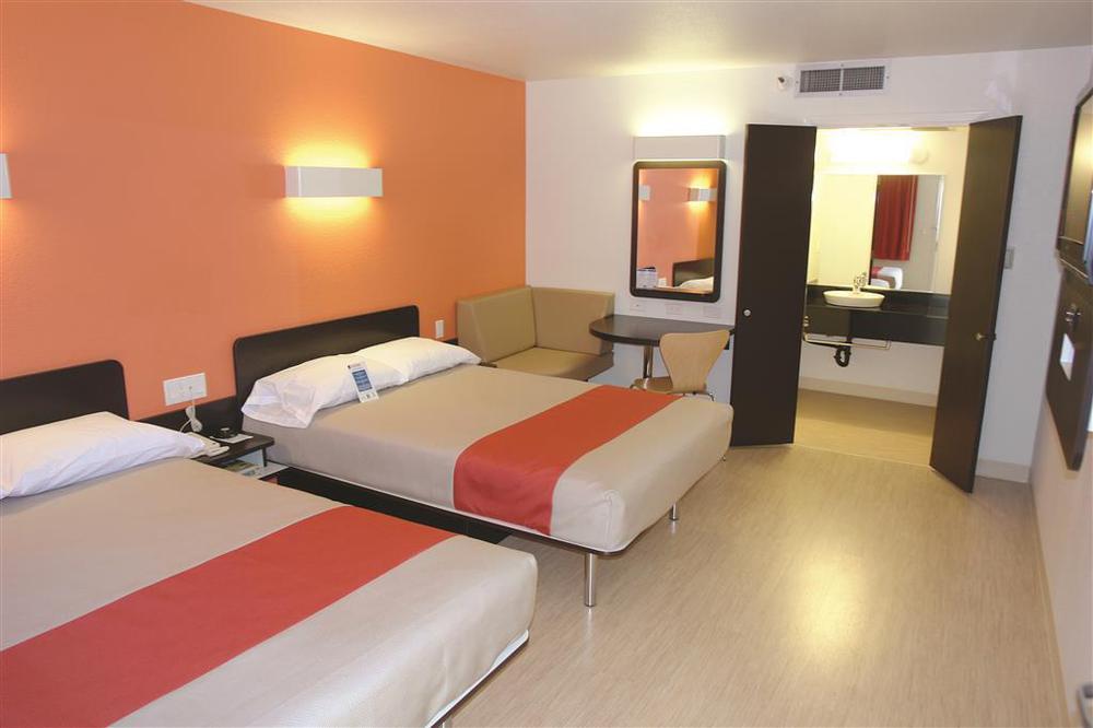 Motel 6-Capitol Heights, Md - Washington Largo Room photo